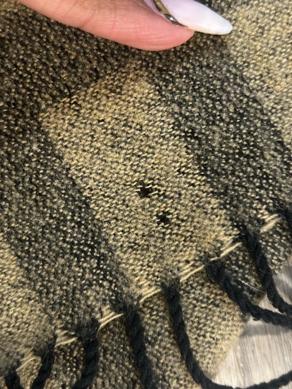 Fendi‎ Beige and Gray Signature Monogram Lambswool Scarf - Picture 8 of 14